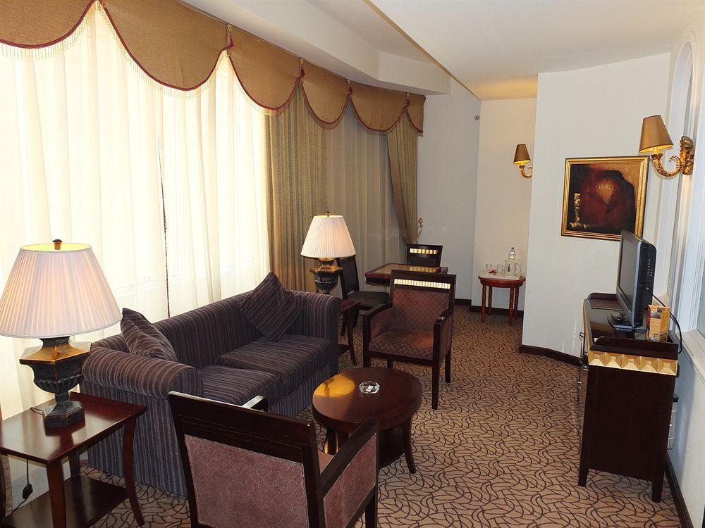 Gloria Hotel Доха Екстер'єр фото